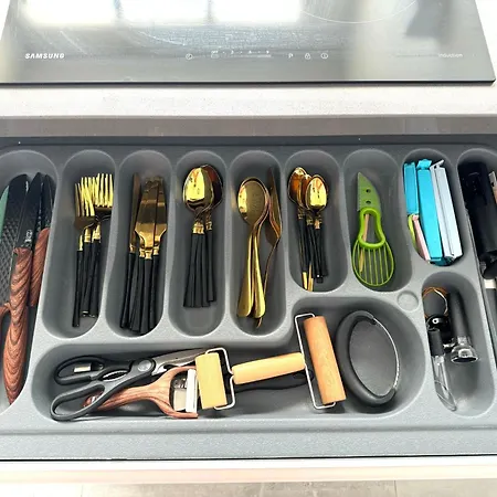 F16 Deja Blue With Rooftop Terrace * 키레니아