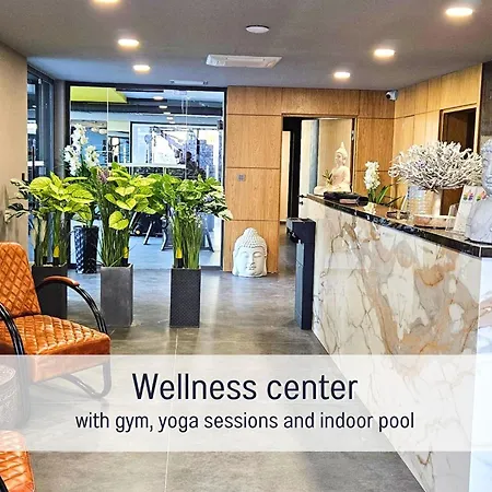 F16 Deja Blue With Rooftop Terrace * 키레니아