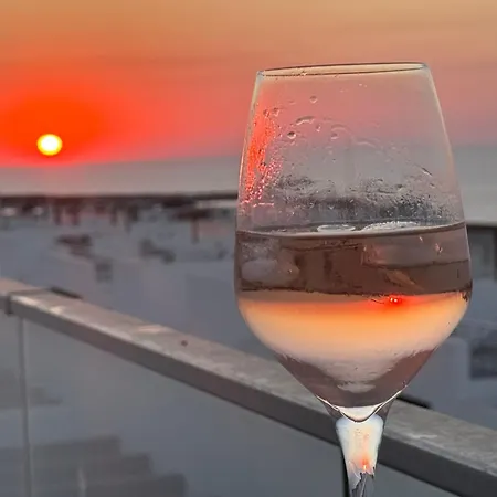 דירה F16 Deja Blue With Rooftop Terrace