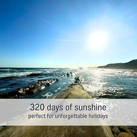 F16 Deja Blue With Rooftop Terrace Lägenhet