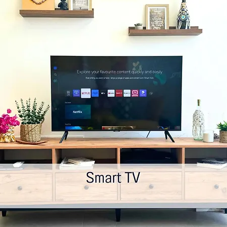 F16 Deja Blue With Rooftop Terrace *