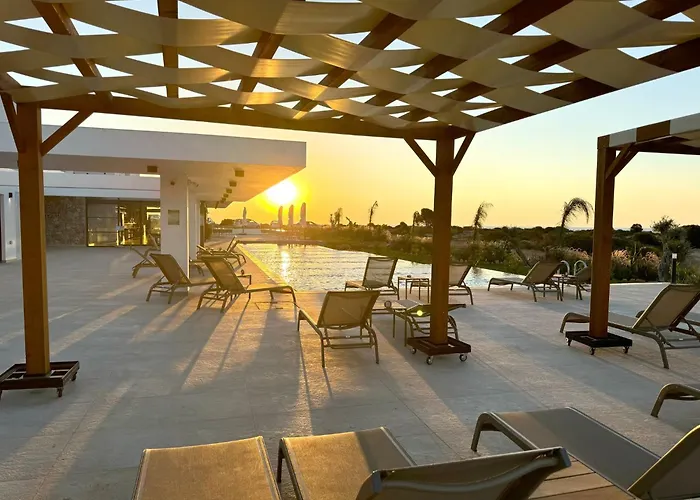 F16 Deja Blue With Rooftop Terrace * Kyrenia (Northern Cyprus)