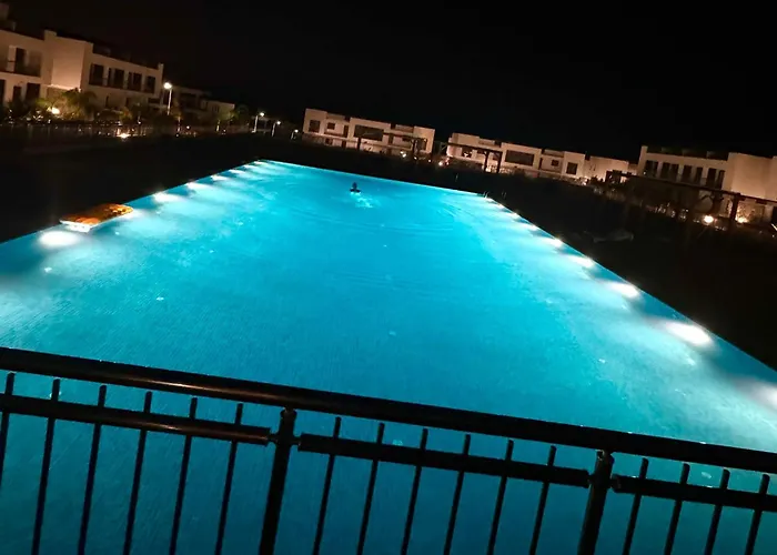 F16 Deja Blue With Rooftop Terrace * Kyrenia (Northern Cyprus)