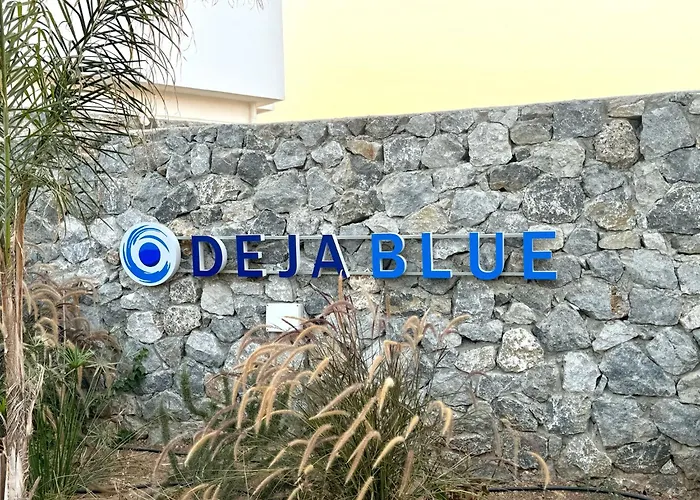 F16 Deja Blue With Rooftop Terrace * Kyrenia (Northern Cyprus)