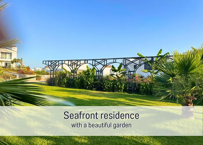 F16 Deja Blue With Rooftop Terrace Kyrenia (Northern Cyprus)