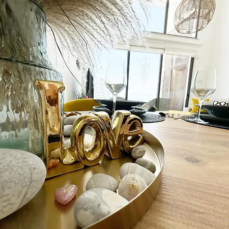 F16 Deja Blue With Rooftop Terrace Apartmán Kyrenia (Northern Cyprus)